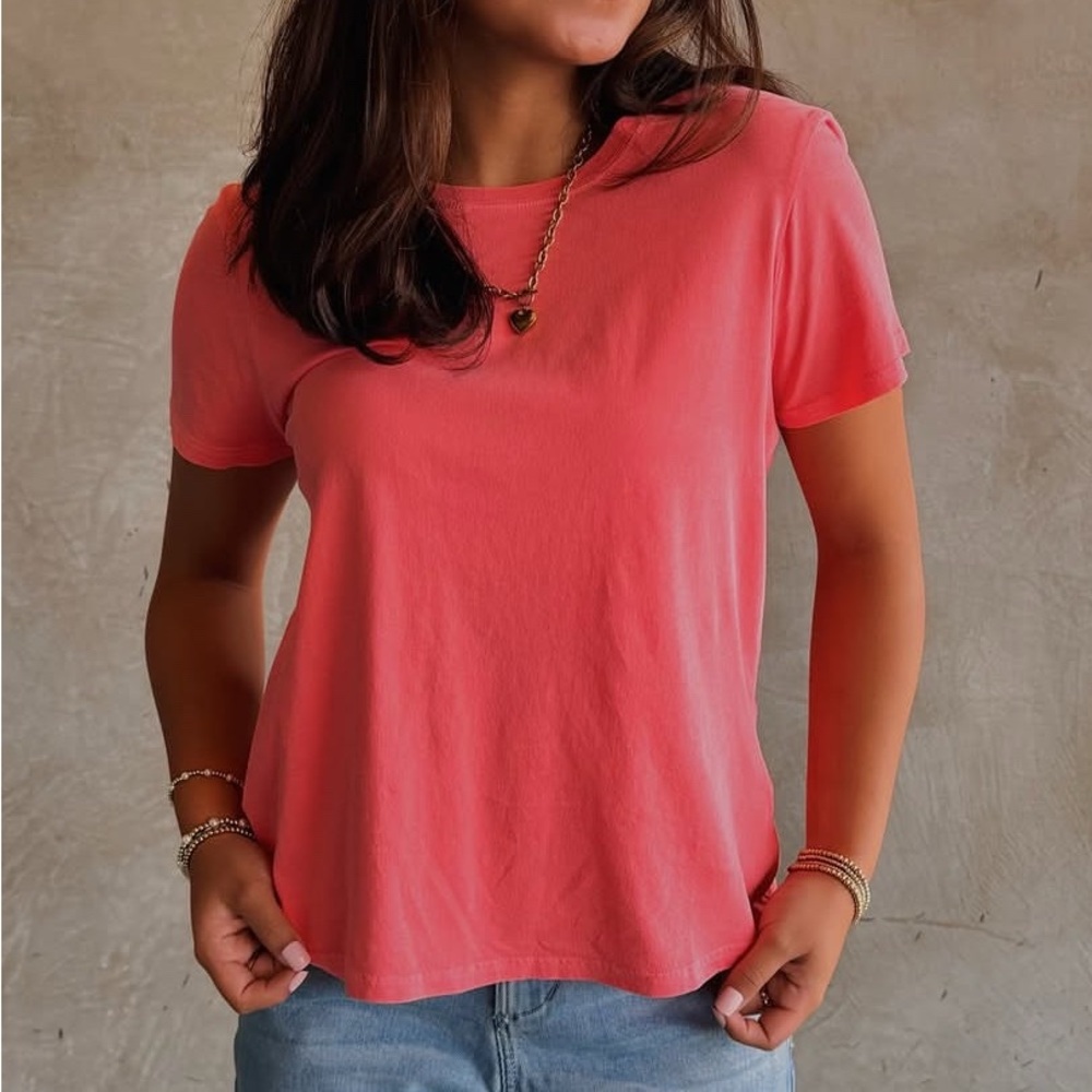 Dear John Women’s Vintage Red Casual Everyday Tee Shirt NWT Large